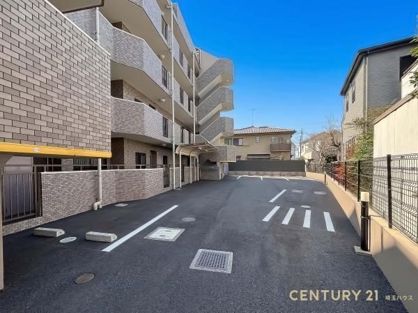 3DK Apartment in Minuma-ku, Saitama - 56.96m² - Thumbnail 2