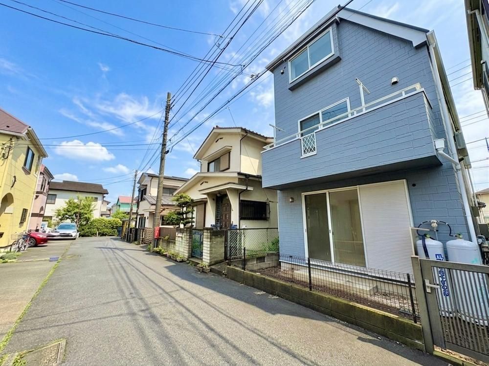 3LDK Detached House for Sale in Fuchu, Tokyo - 66.55 sqm - Thumbnail 2