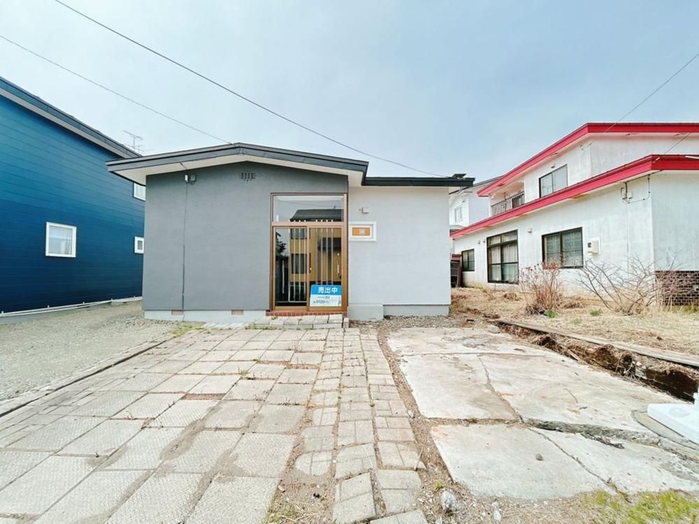Renovated 3LDK House for Sale in Kushiro, Hokkaido - Thumbnail 2