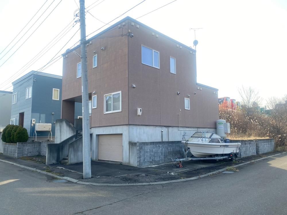 Spacious 5LDK House for Sale in Kitahiroshima, Hokkaido - Thumbnail 2