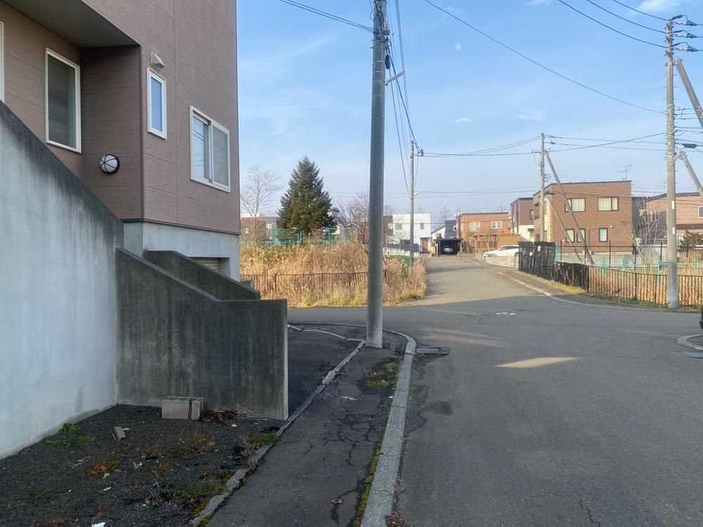 Spacious 5LDK House for Sale in Kitahiroshima, Hokkaido - Thumbnail 4