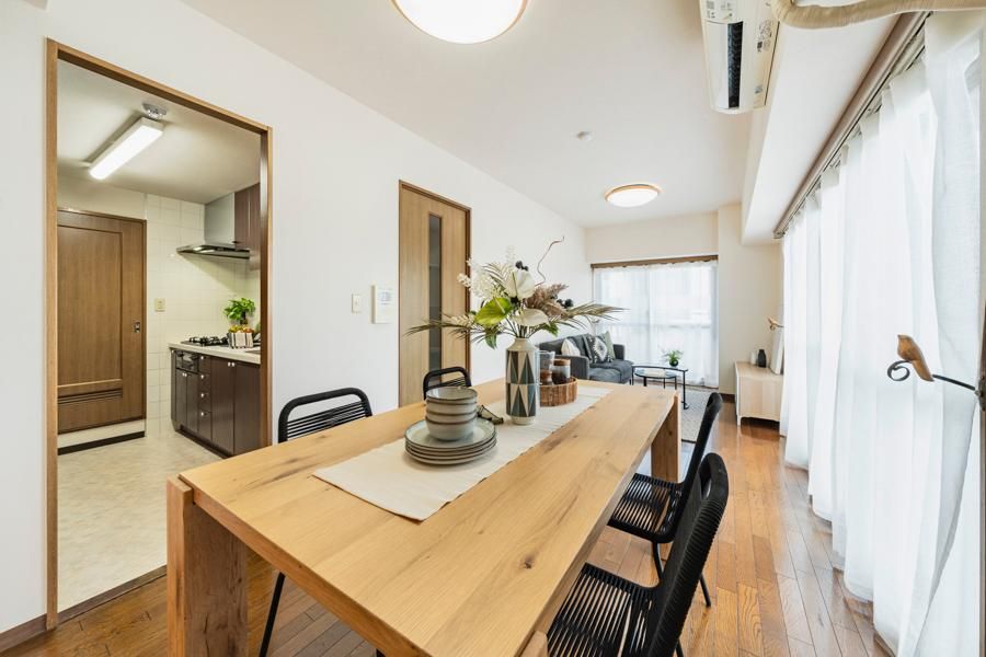 4LDK Apartment for Sale Near Urawa Station, Saitama - Thumbnail 3