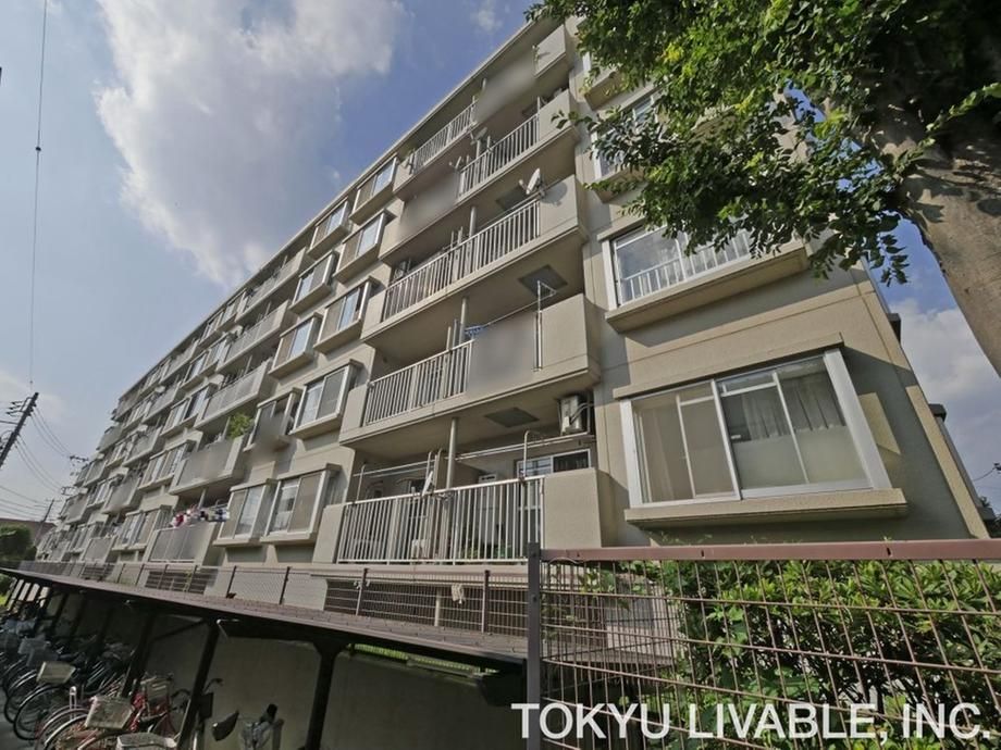 Renovated 3LDK Apartment Near Nakano-shima Station in Kawasaki - Thumbnail 2