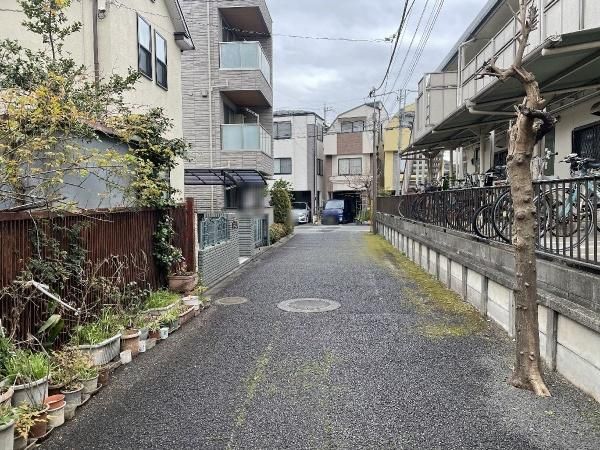 Land for Sale in Setagaya, Tokyo – 115.72 sqm, No Building Conditions - Image 1