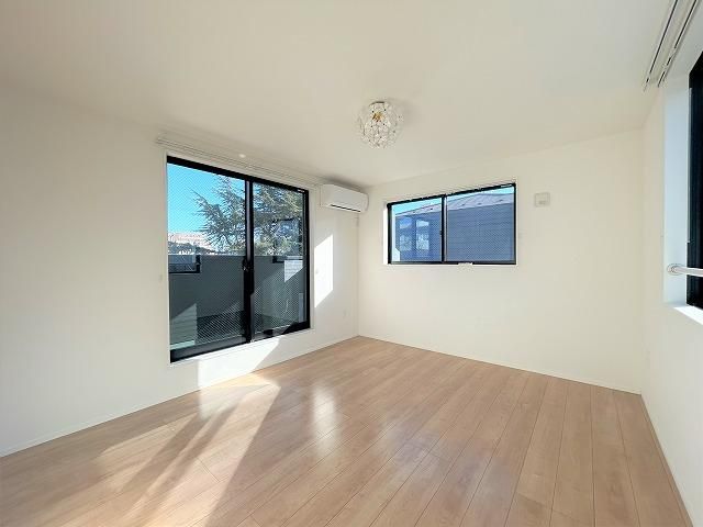 Modern 3LDK+S Detached House in Hachioji, Tokyo - Thumbnail 4