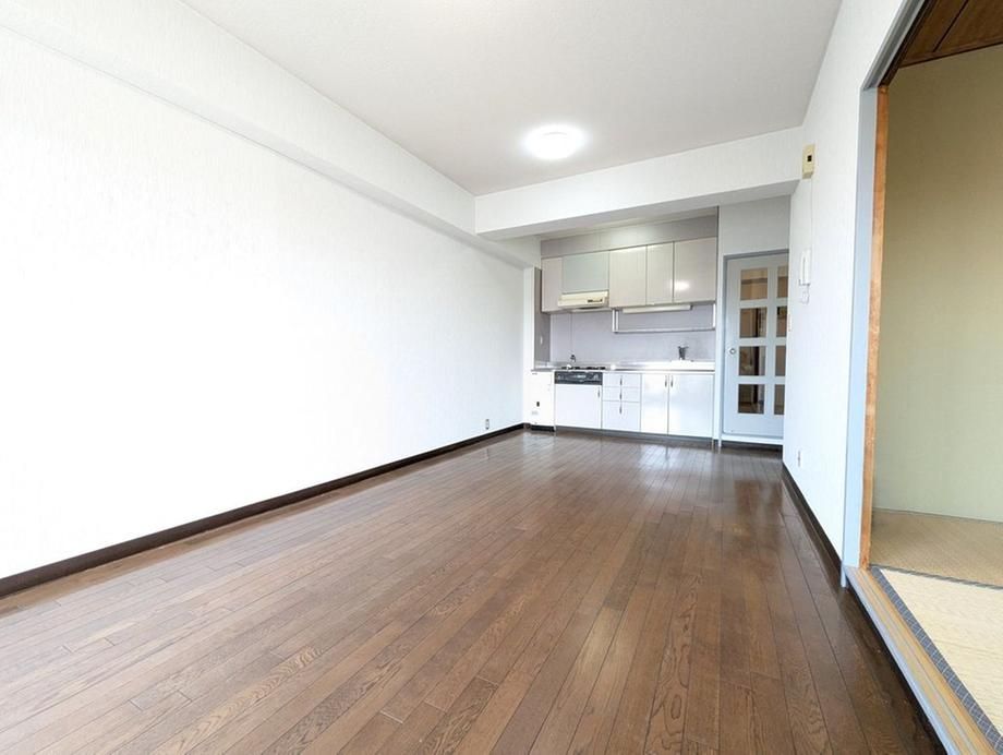 3LDK Apartment for Sale in Funabashi, Chiba - Thumbnail 3