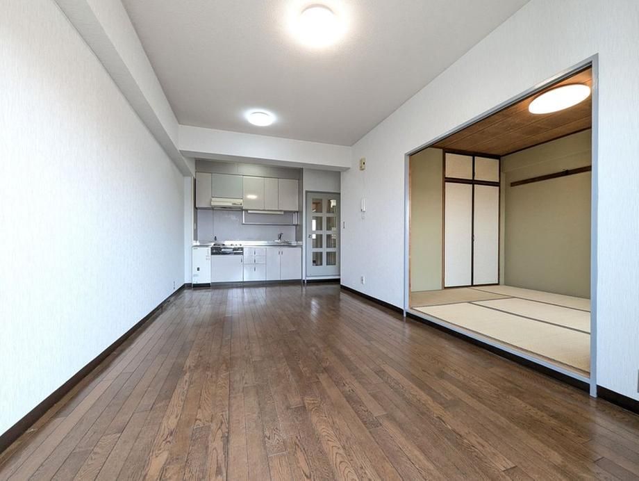 3LDK Apartment for Sale in Funabashi, Chiba - Thumbnail 2