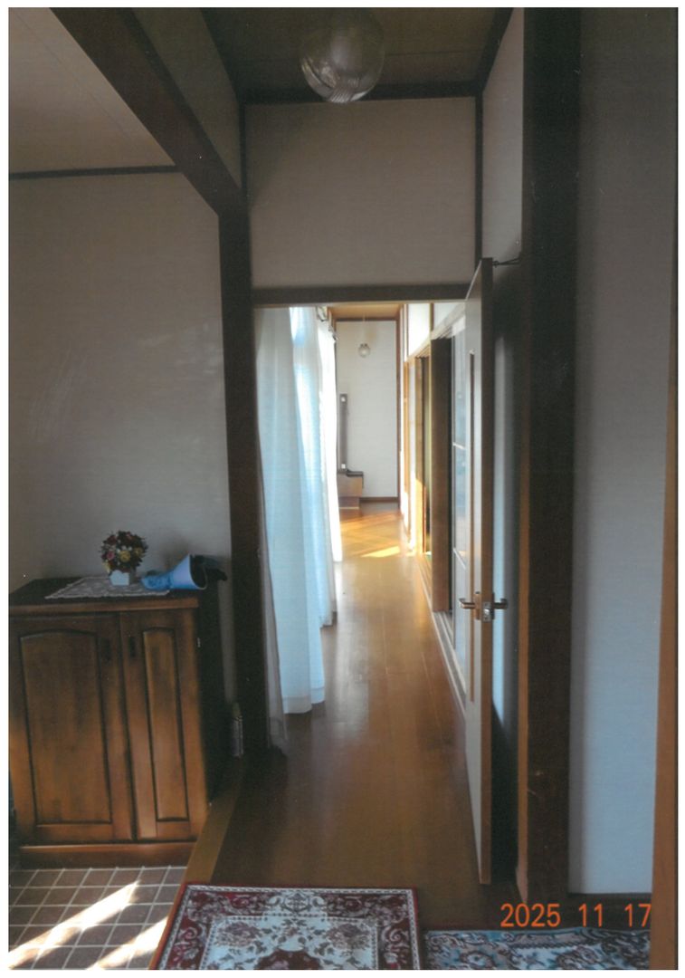 Traditional House with Field and Paddy in Mine City, Yamaguchi - Thumbnail 2