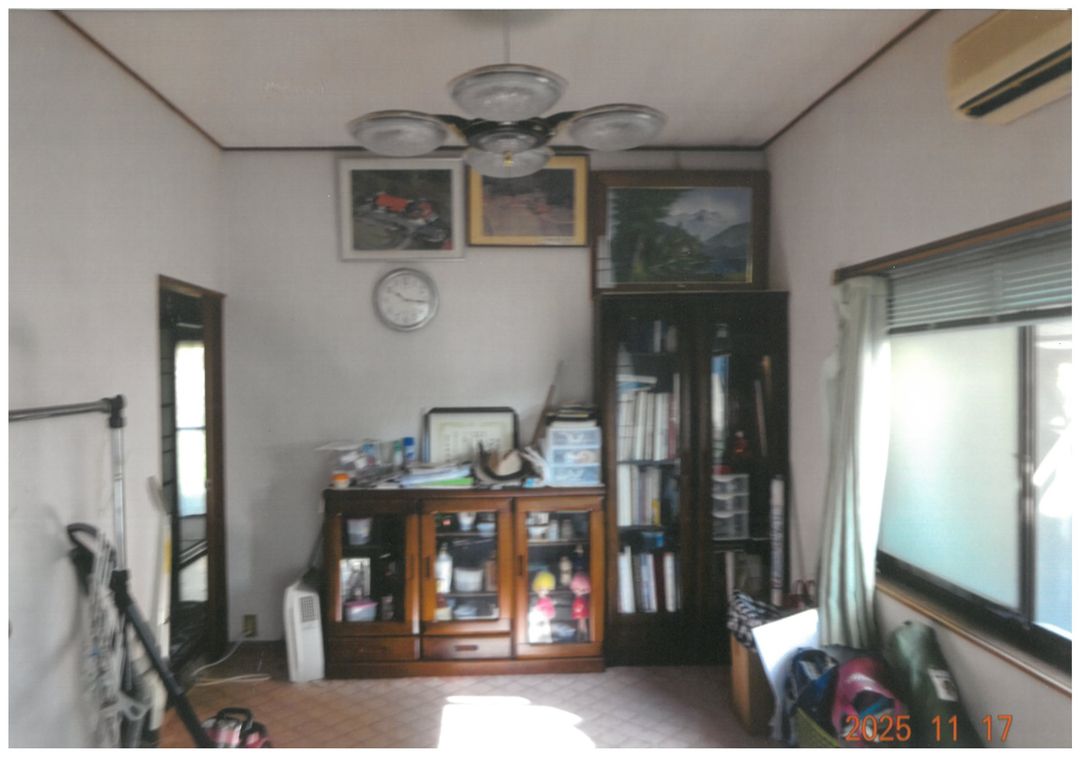 Traditional House with Field and Paddy in Mine City, Yamaguchi - Thumbnail 4