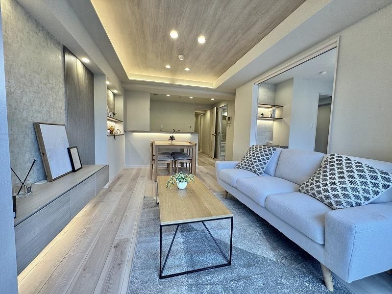 Renovated 3LDK Apartment in Nishi Ward, Yokohama near Yokohama Station - Thumbnail 4
