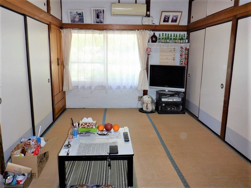 2DK House with Large Garden in Shodoshima, Kagawa - Thumbnail 2