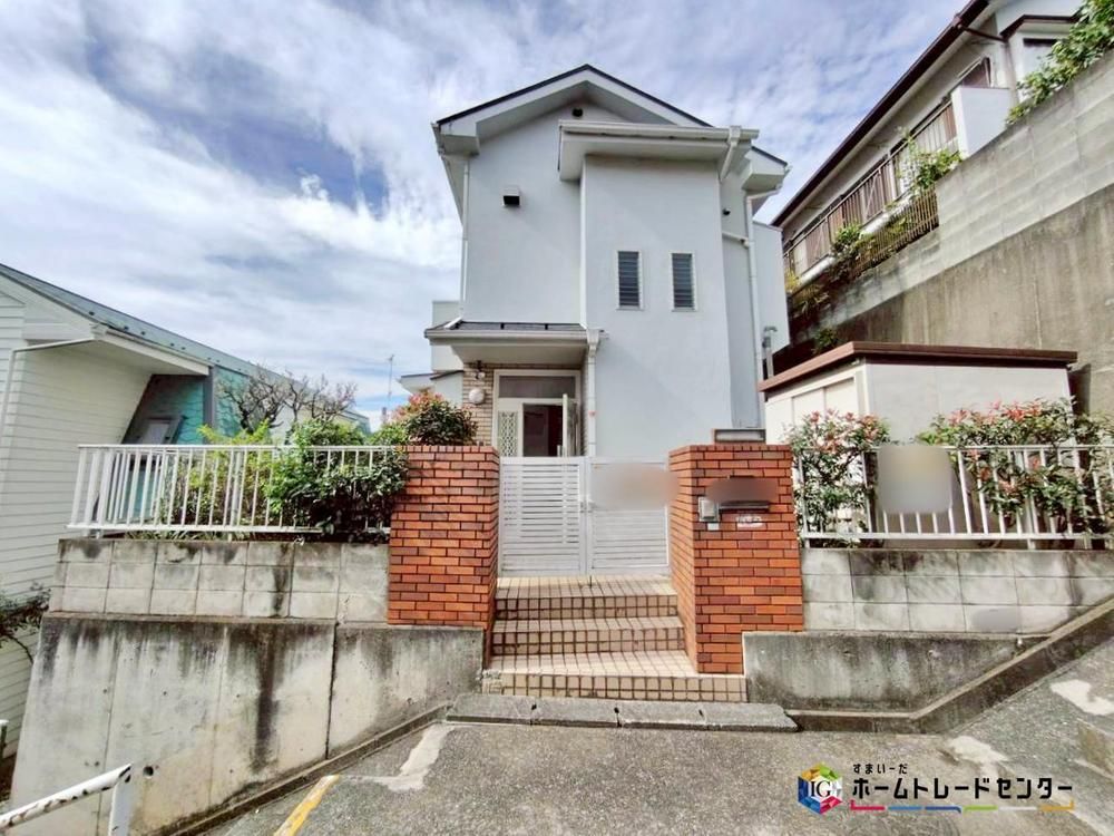 2LDK Pre-owned House for Sale in Machida, Tokyo - 98.43m2 - Thumbnail 2