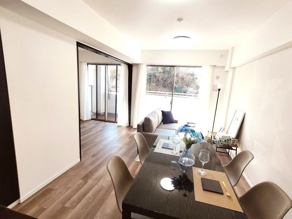 Renovated 3LDK Apartment in Kawasaki Miyamae Ward for 33.99 Million Yen - Thumbnail 3