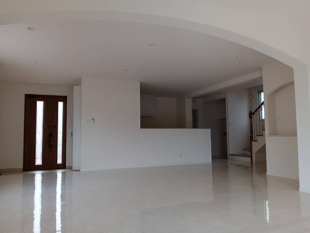 4LDK Detached House for Sale in Uruma, Okinawa - Thumbnail 3
