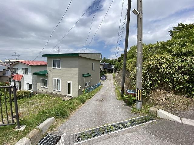 190 sqm Land for Sale in Yukawa-cho, Hakodate, Hokkaido - Thumbnail 2