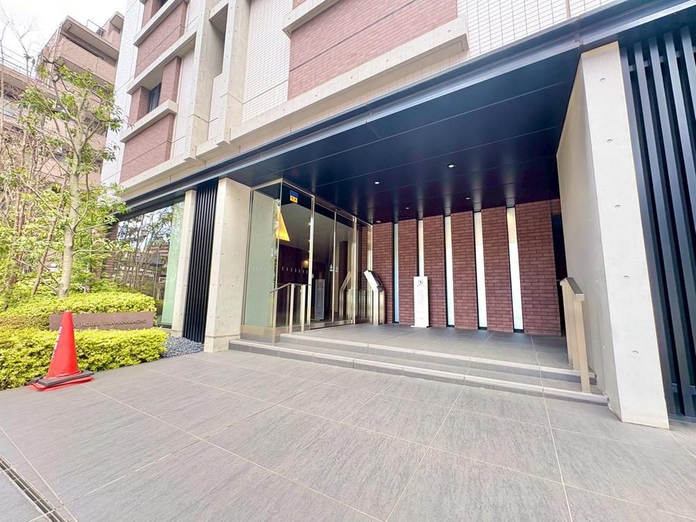3LDK Apartment for Sale in Urawa, Saitama - 70.01 sqm - Thumbnail 2