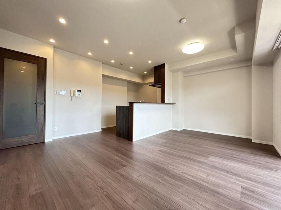 Renovated 3LDK Apartment in Kita-ku, Kumamoto - 67 m² - Thumbnail 4
