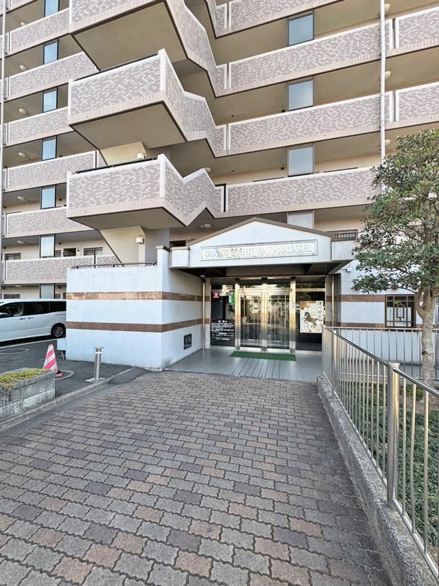 Renovated 3LDK Apartment for Sale in Sendai, Miyagi - Thumbnail 2