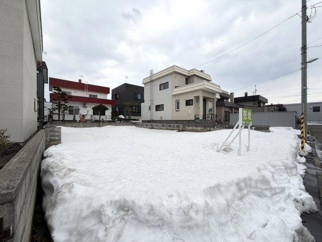 Vacant Land for Sale in Sapporo's Nishi Ward - 195.25 sqm - Thumbnail 3