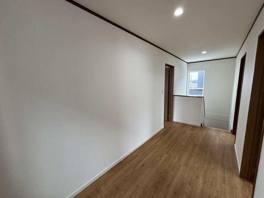 Renovated 4LDK House in Ishikari with 208m2 Land - Thumbnail 3