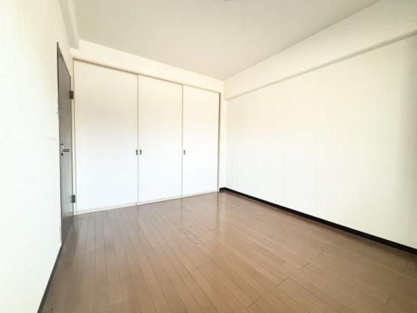 MAC Hakozaki Court 3LDK Apartment for Sale in Fukuoka - Thumbnail 3
