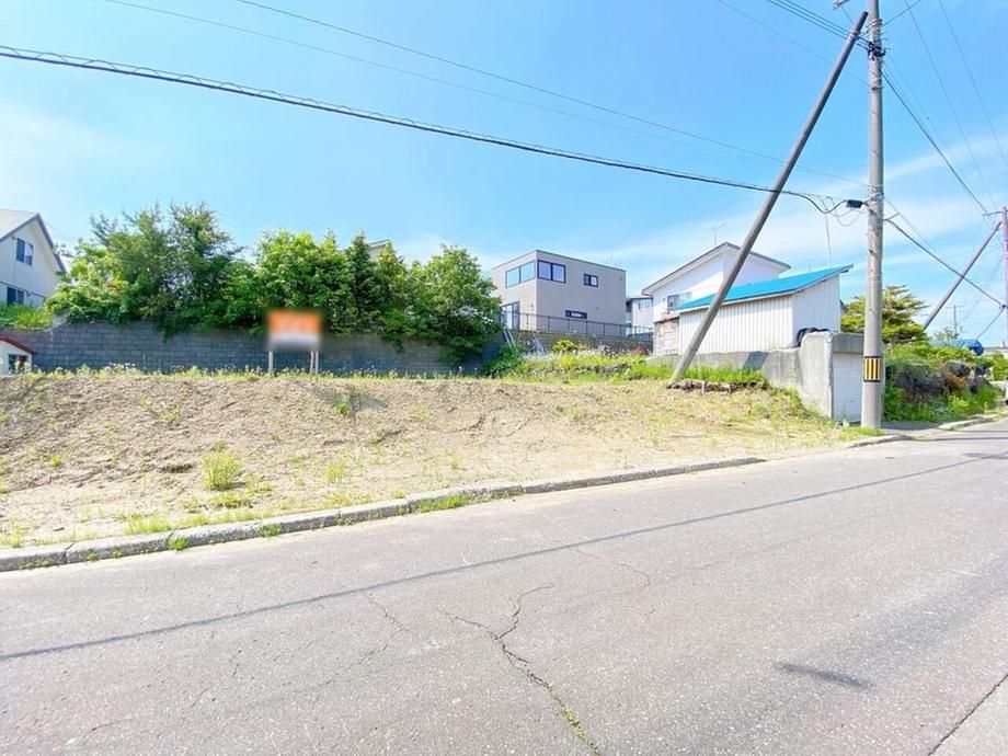 Land for Sale in Kitahiroshima City, Hokkaido - 357 sqm - Thumbnail 3