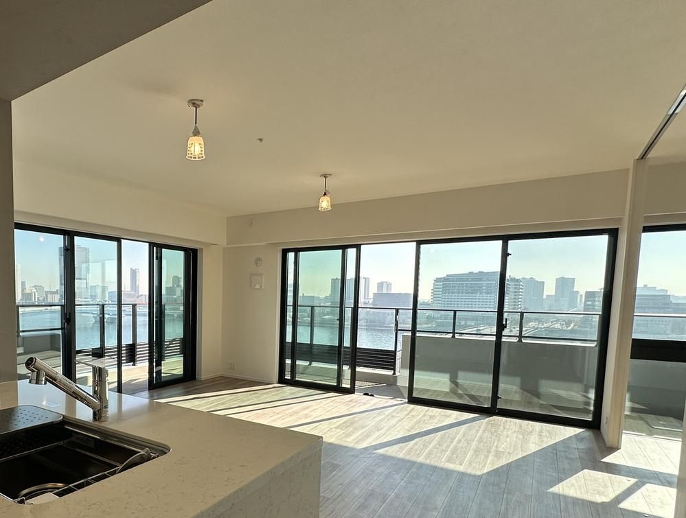 4LDK Apartment in Harumi, Chuo City, Tokyo 105.34 sqm - Thumbnail 3