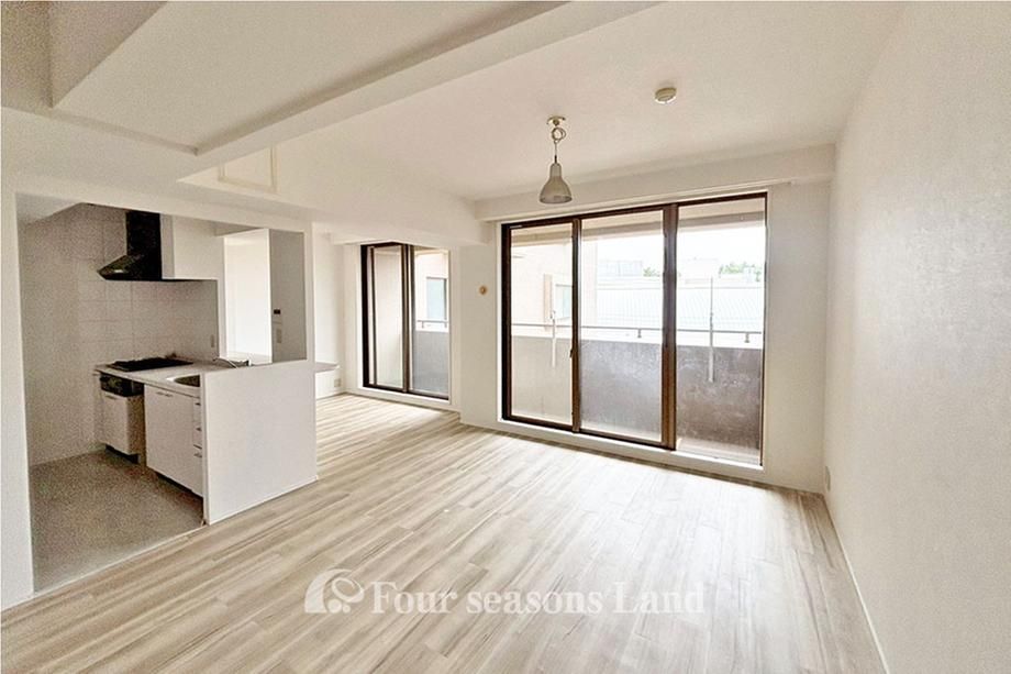 2LDK Apartment for Sale in Sodegahama, Hiratsuka - Thumbnail 4