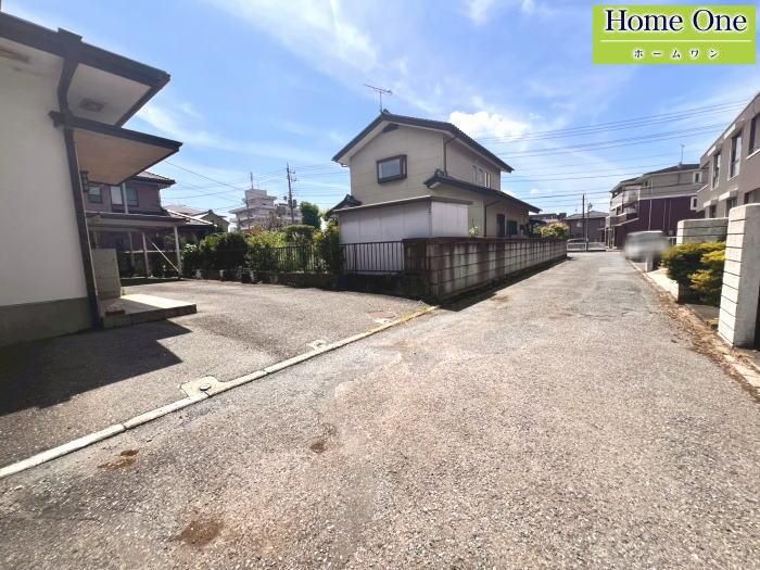 5DK House on Large 469m2 Lot in Utsunomiya - Thumbnail 2