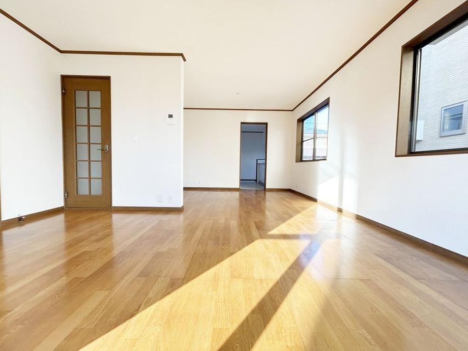 Renovated 4LDK House in Ryugasaki, Ibaraki - 15 Million Yen - Thumbnail 3