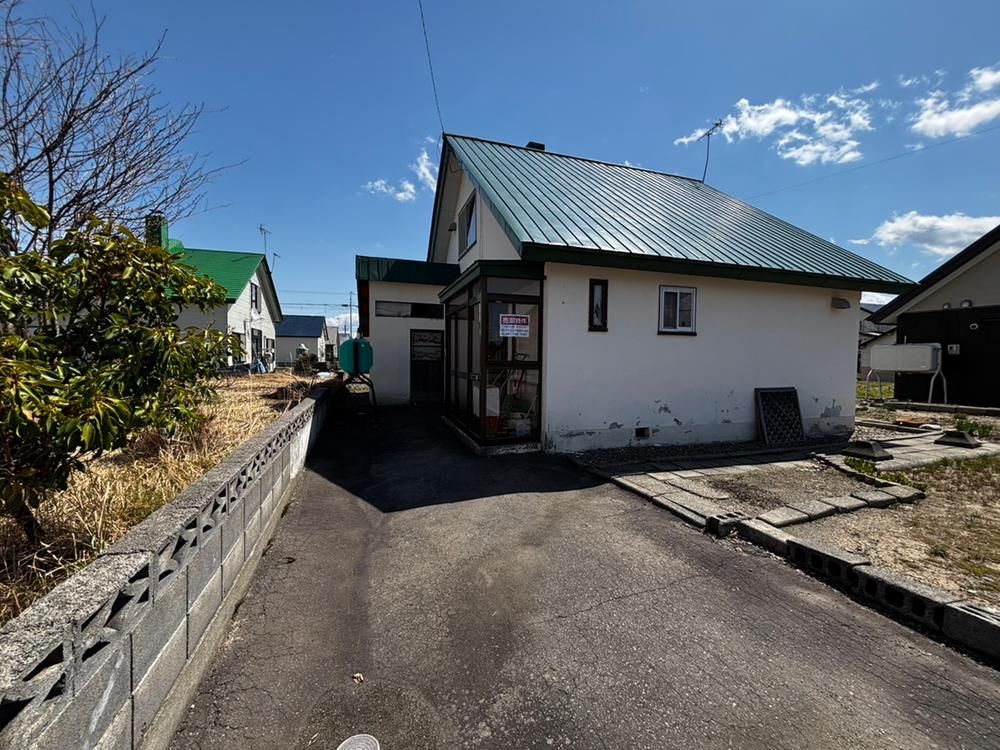 4LDK Detached House for Sale in Takikawa, Hokkaido - Thumbnail 3