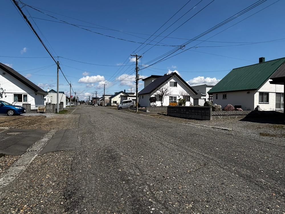 4LDK Detached House for Sale in Takikawa, Hokkaido - Thumbnail 2
