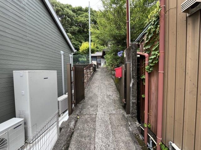 Land for Sale in Kochi City, Kochi Prefecture - 354.39 sqm - Thumbnail 2