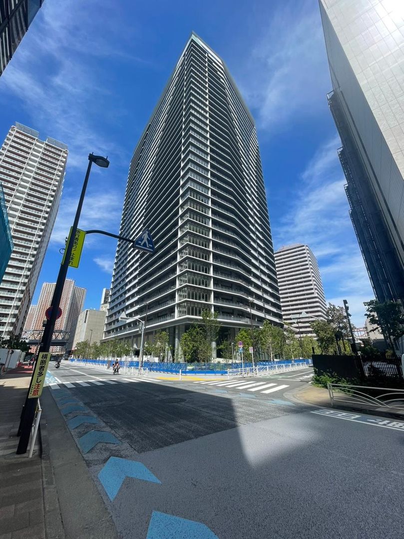 3LDK Apartment for Sale in Minato-ku, Tokyo - LIVIO Tower Shinagawa - Thumbnail 3