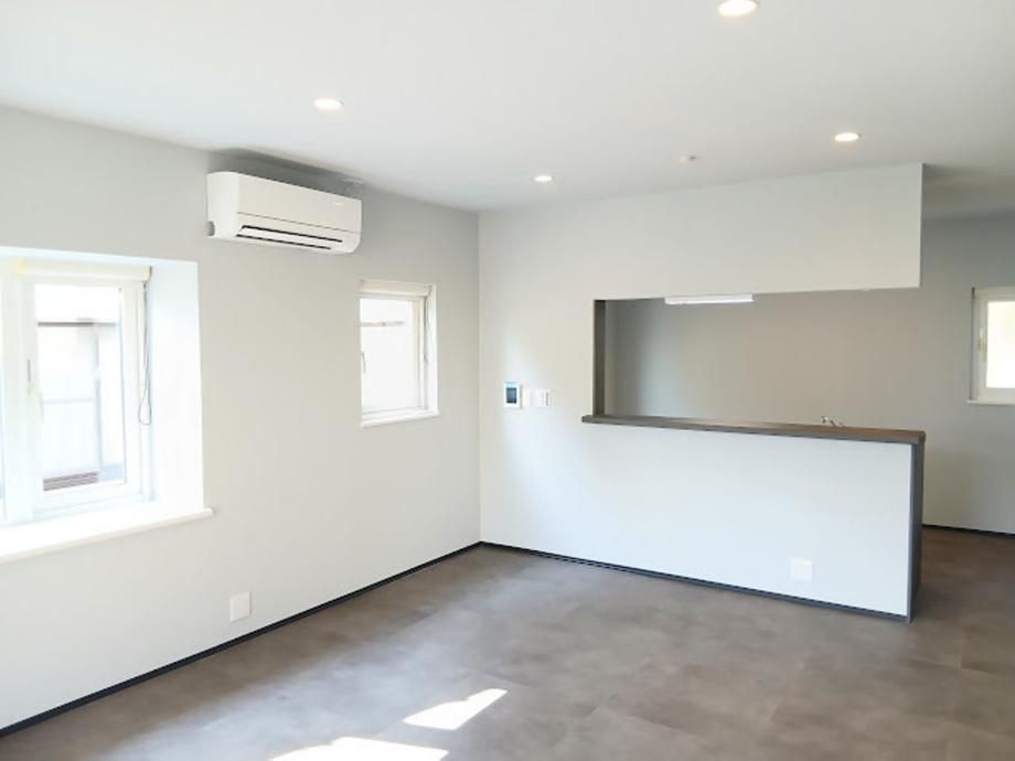 Renovated 6LDK House with Solar Power in Miyazaki City - Thumbnail 4