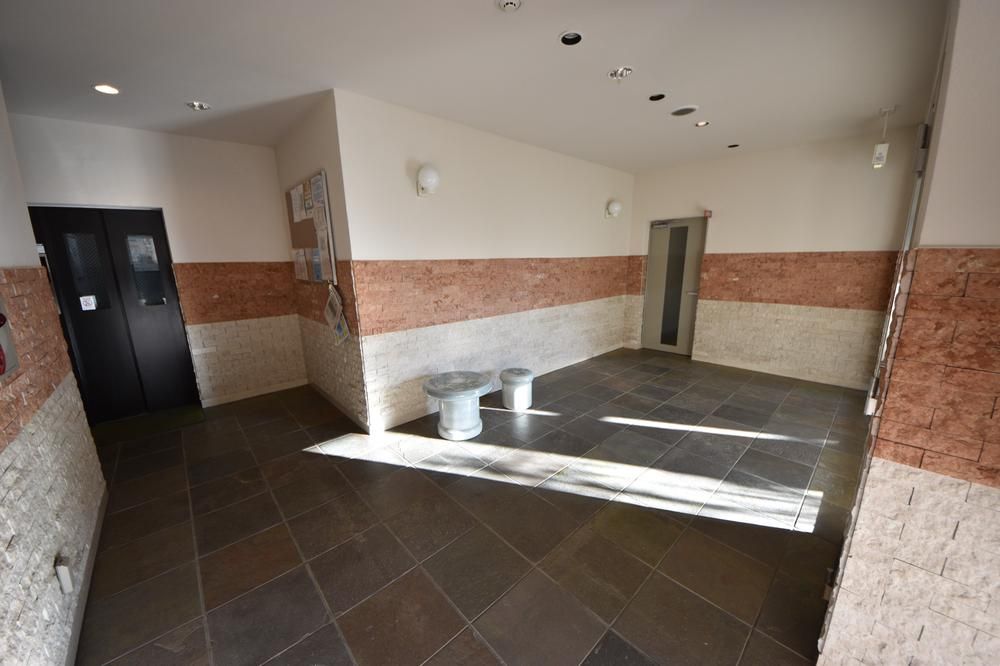 Renovated 1LDK Apartment in Aoba-ku, Sendai - Thumbnail 3