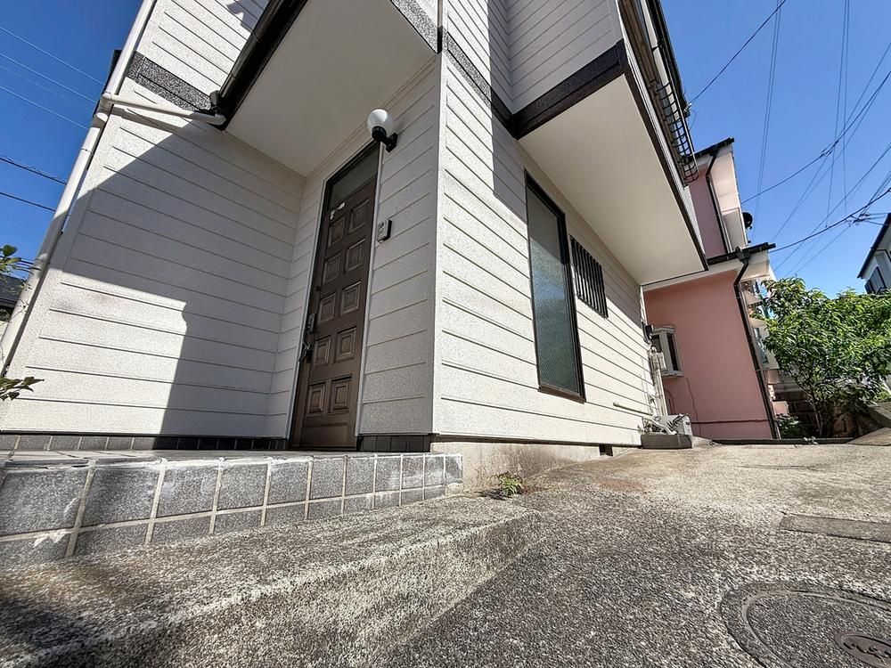 4LDK Detached House in Shikimidai, Yokohama - 24.3 Million Yen - Thumbnail 2