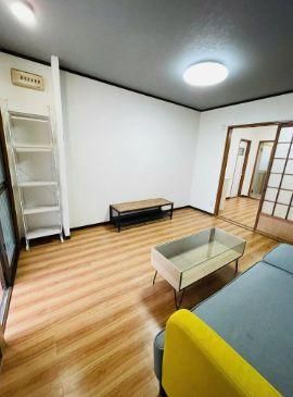 2LDK Terraced House for Sale in Ikuno Ward, Osaka - Thumbnail 4