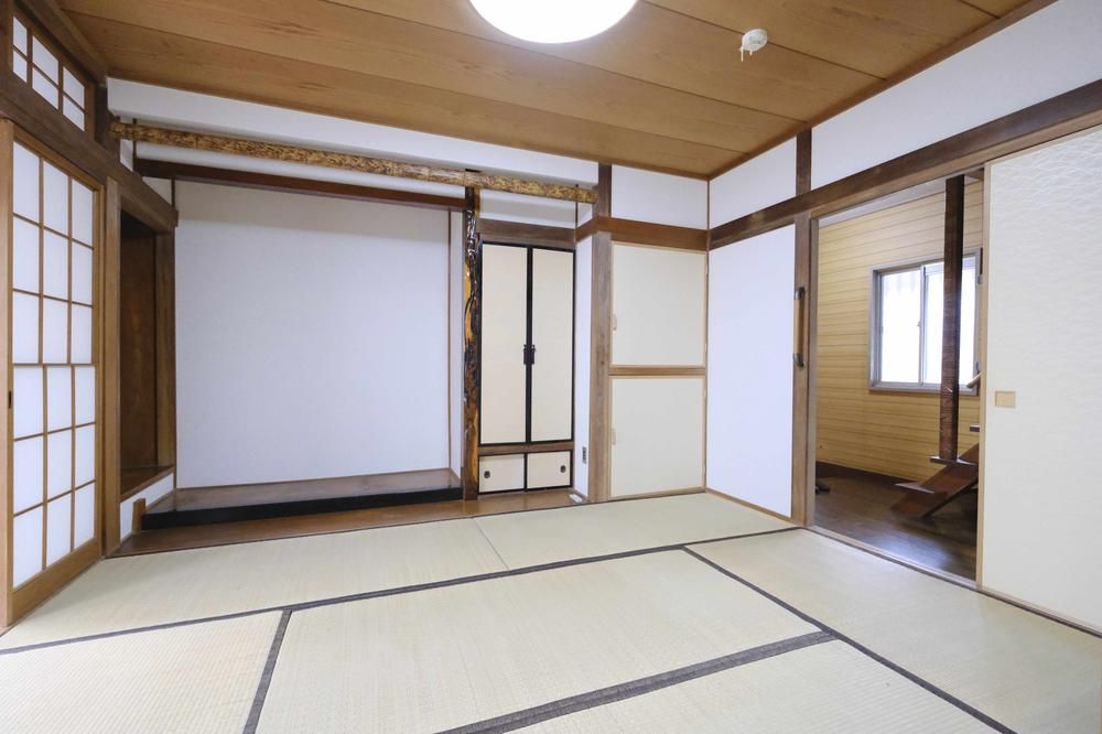 4LDK House for Sale in Asaminami Ward, Hiroshima - Thumbnail 4