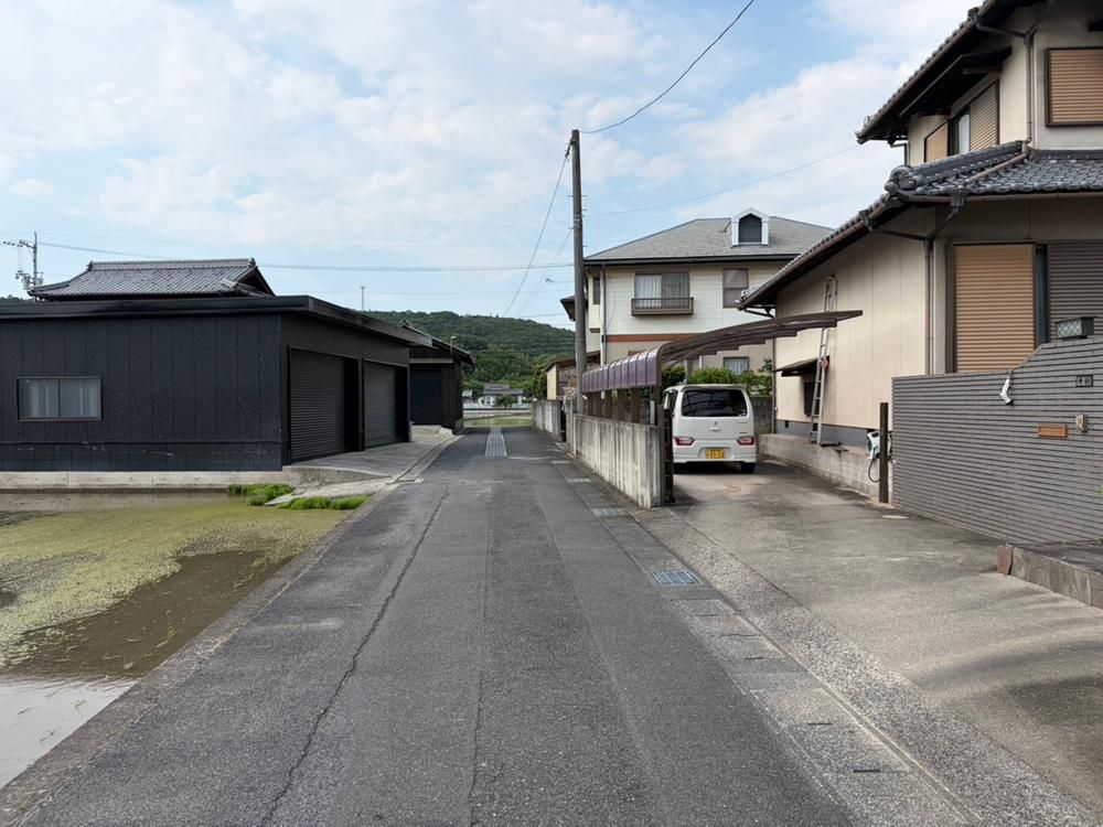 7LDK House for Sale in Kurashiki, Okayama - 194m2 - Thumbnail 3