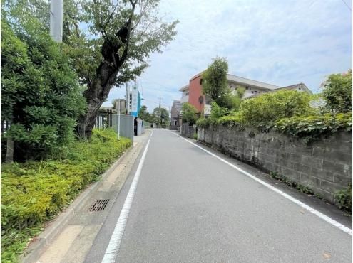 510 sqm Land Plot with Old House for Sale in Higashiōme, Tokyo - Thumbnail 2