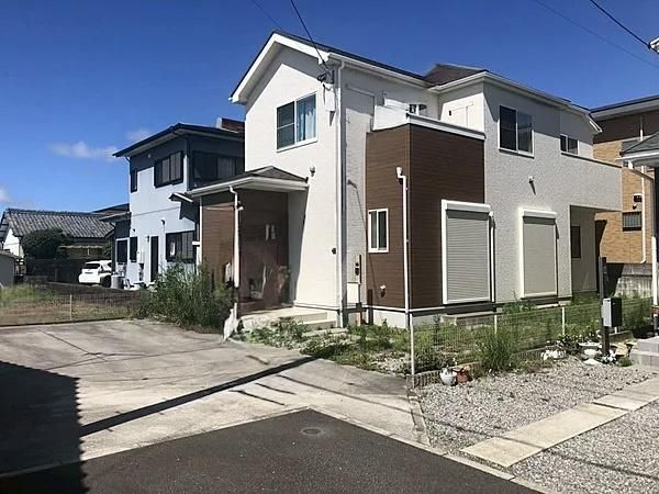 2LDK Apartment for Sale in Miyazaki City, Miyazaki Prefecture - Thumbnail 4