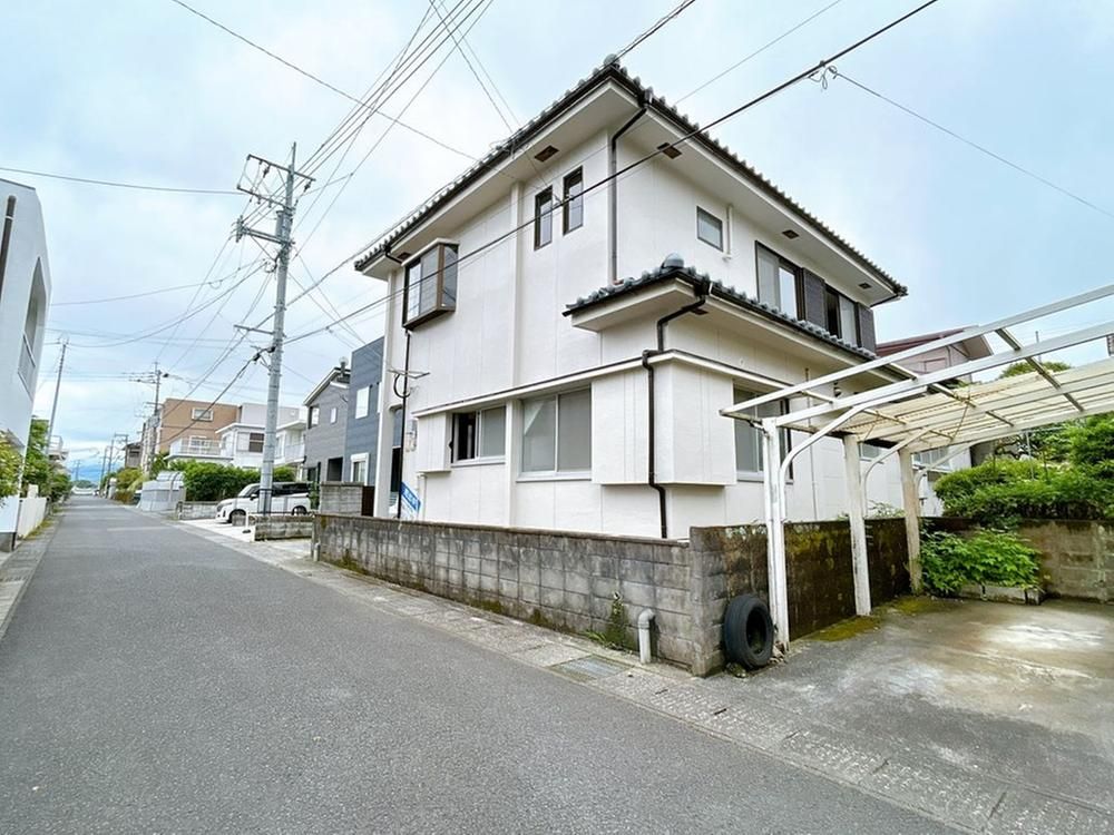 Renovated 7LDK House in Kagoshima City - 160.64m2 - Thumbnail 2