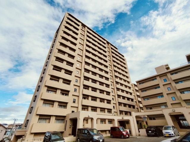 3LDK Apartment for Sale in Toyohira-ku, Sapporo - Thumbnail 2