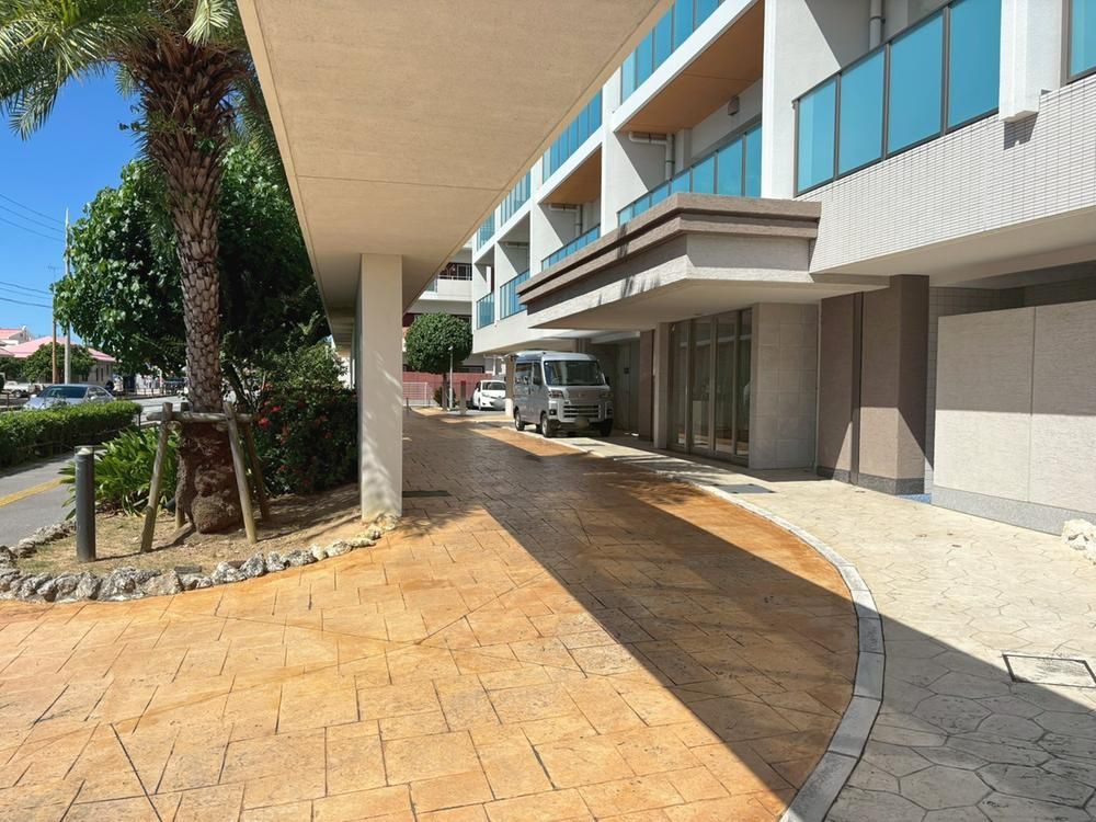 2LDK Apartment for Sale in Toyosaki, Tomigusuku, Okinawa - Thumbnail 4