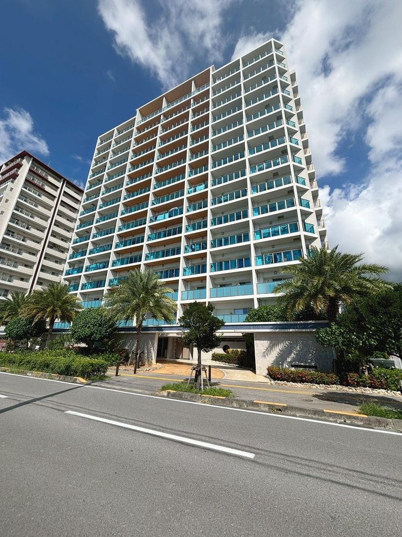 2LDK Apartment for Sale in Toyosaki, Tomigusuku, Okinawa - Thumbnail 2