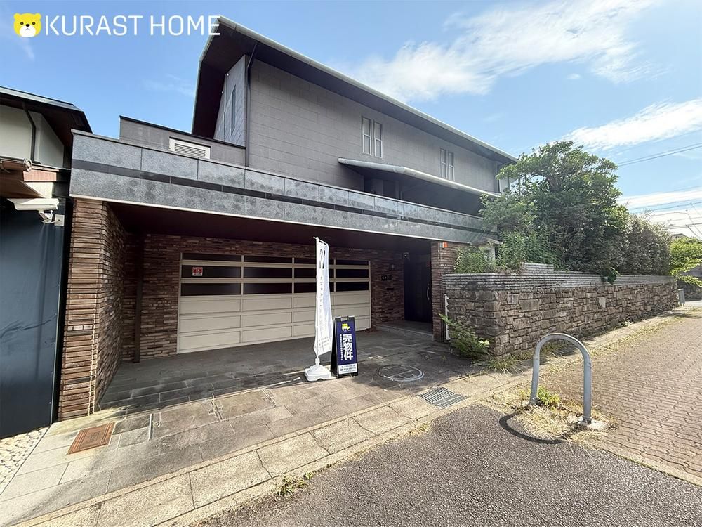5LDK+S House with Large Garden in Kyoto's Ogurayama - Thumbnail 4