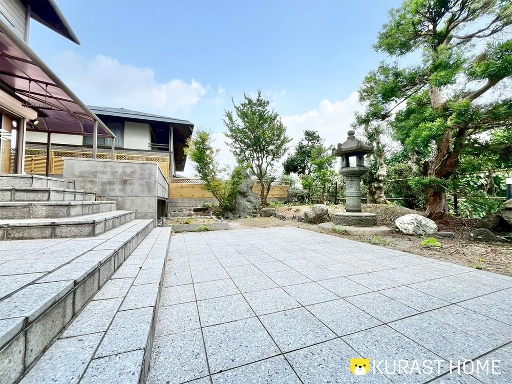 5LDK+S House with Large Garden in Kyoto's Ogurayama - Thumbnail 2