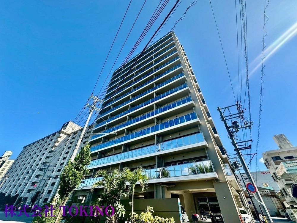13-Story Apartment in Naha, Okinawa Near Miebashi Station - Thumbnail 2