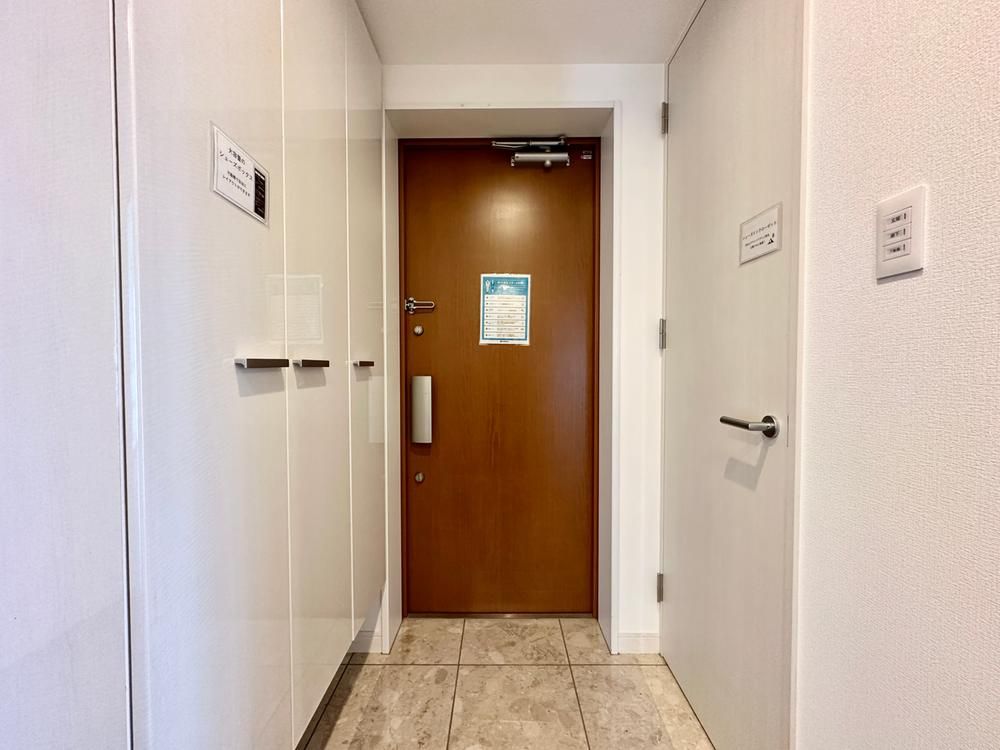 4LDK Apartment in Sapporo Tower Kotoni, 111m2 - Thumbnail 2